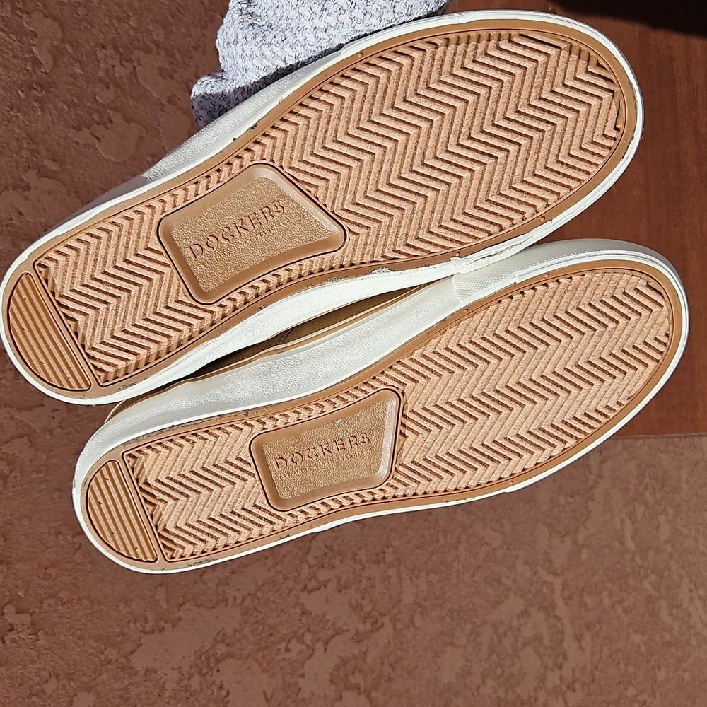 Dockers Tan Faux Leather Lace-up Sneakers Tennis Shoes 8.5 - Picture 9 of 10